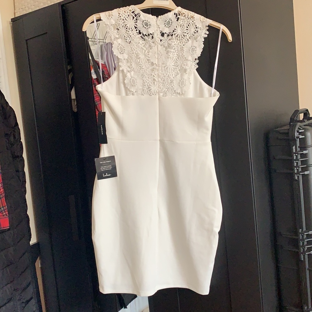 LuLu’s White lace dress